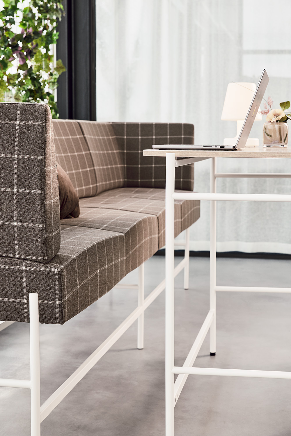 ON-dining-sofa-4seat_img2